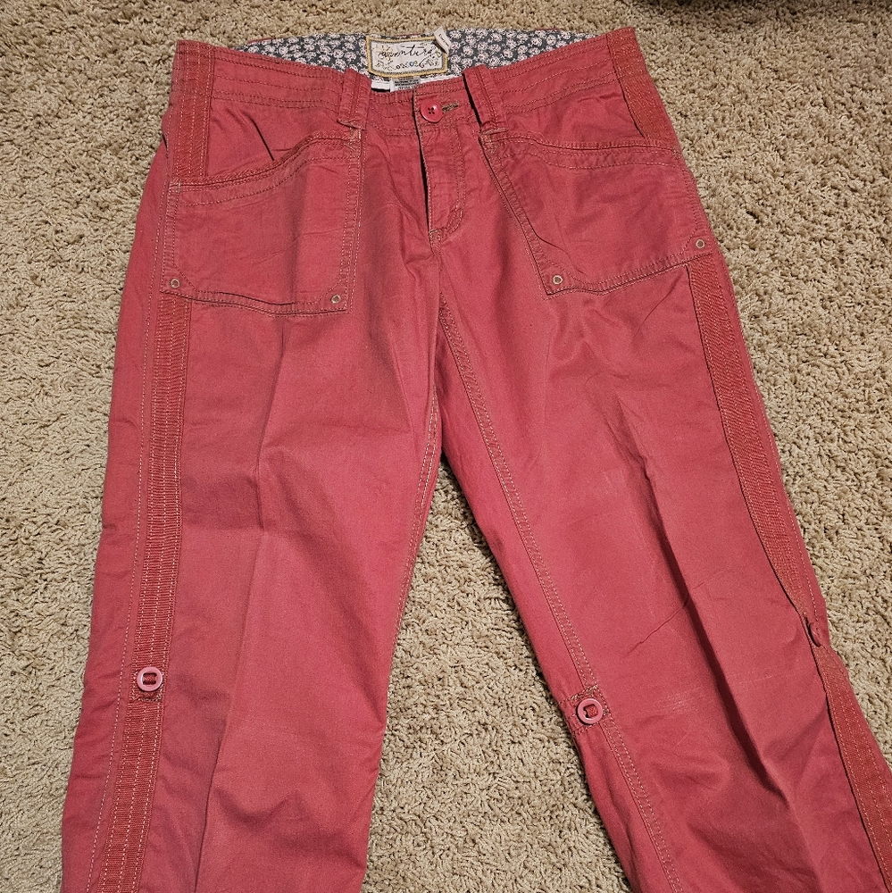 Aventura Coral Capris